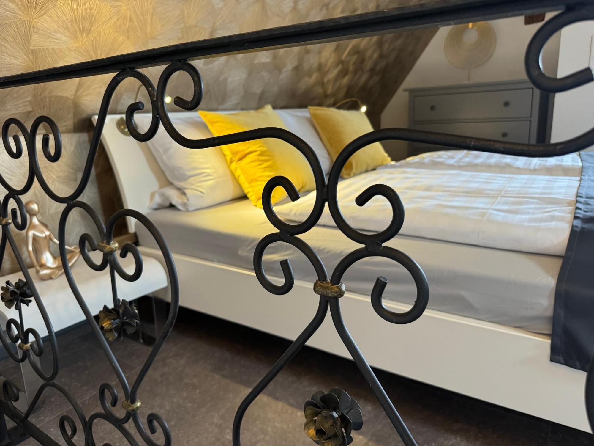 #Stadtspeicher - Suite Goldener Stern In Der Altstadt Rothenburg ob der Tauber Buitenkant foto